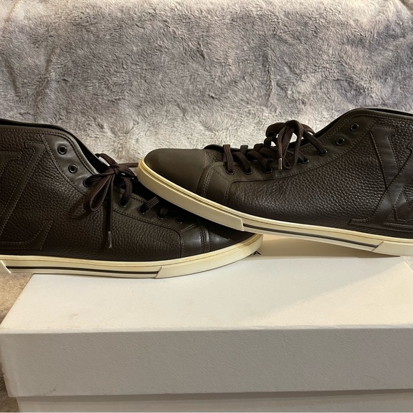 Louis Vuitton Men’s Sneakers Size 12 Us Brown Large Logo Euc - Picture 2 of 8
